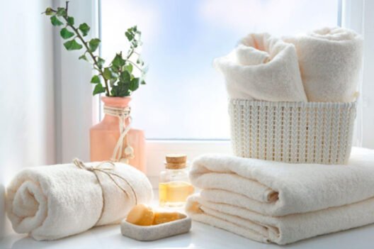 Microfiber vs Cotton Bathroom Towels: Which is Best