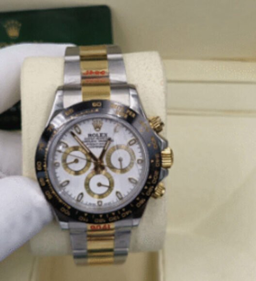 Super Clone Watches in USA Your Complete 2025 Buyer's Guide
