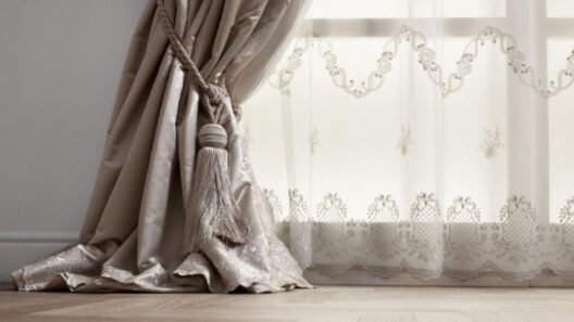 What Velvet Curtains Work in Minimalist Designs