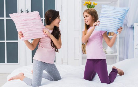 Which Pillow Cases Are Best for People with Sensitive Skin
