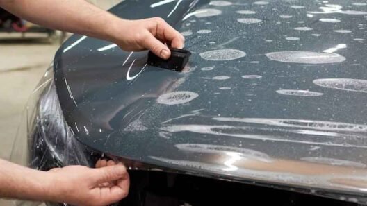 How-to-Choose-the-Right-Garage-Door-Service-Company