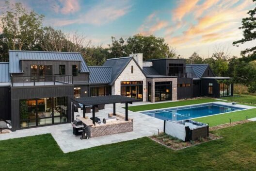 Modern Exterior Siding Choices That Elevate Architectural Appeal