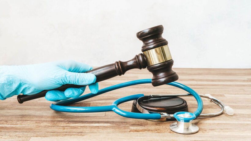 How Lawyers Handle Medical and Professional Malpractice Cases