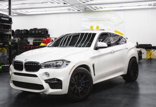 How to Choose the Right Shop for BMW Repairs